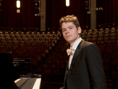 Thumb international piano series andrey gugnin photo charly rappo 08102016 25  1 